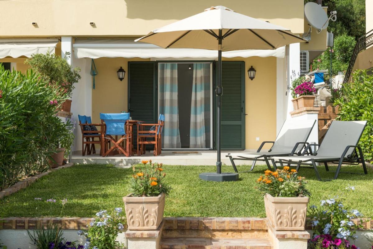 Waves Apartments Melody Glyfada Экстерьер фото