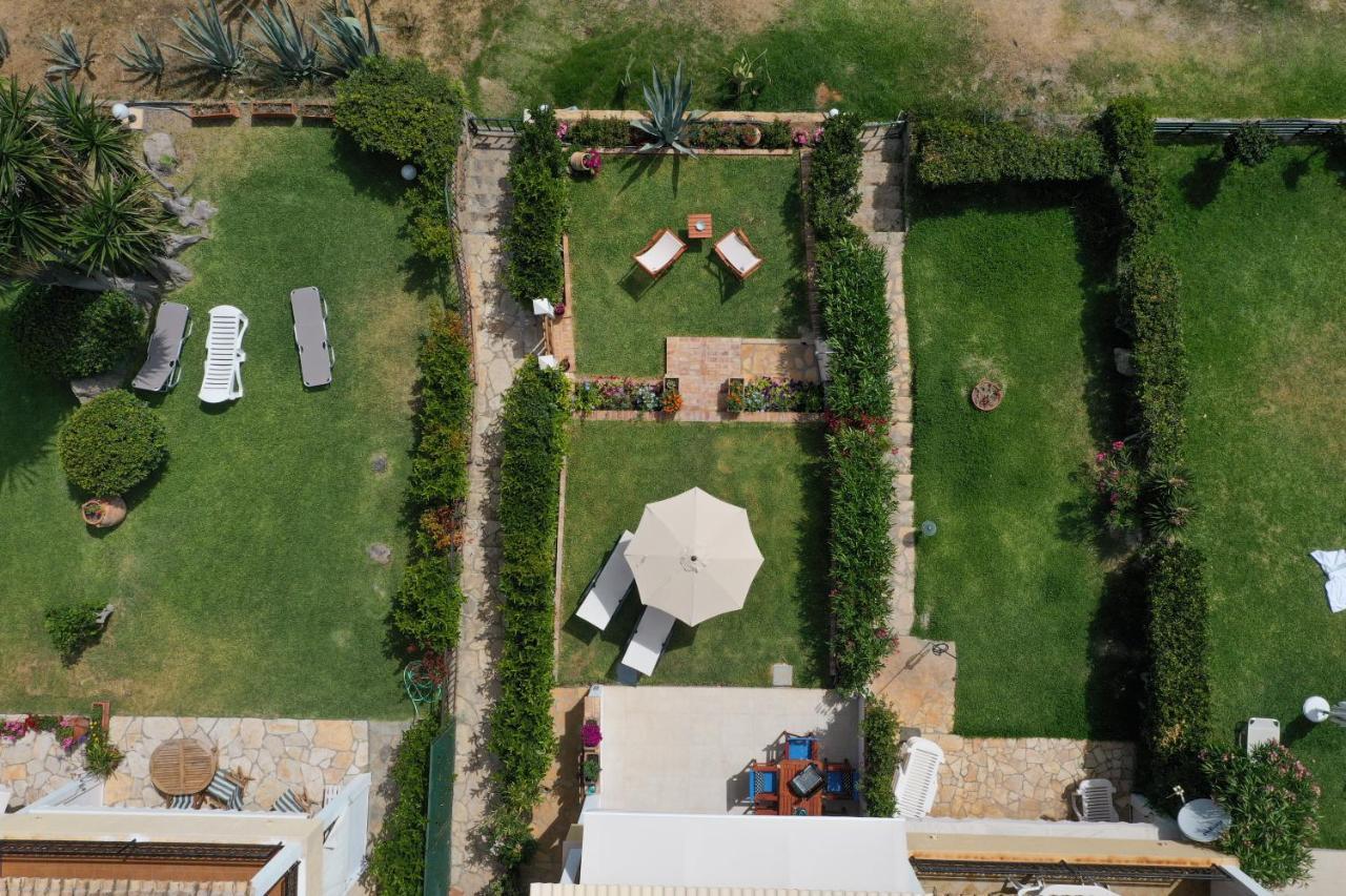 Waves Apartments Melody Glyfada Экстерьер фото