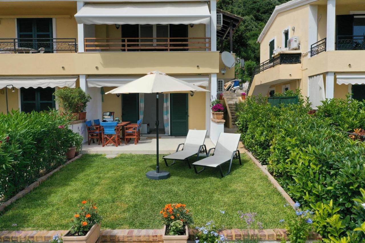 Waves Apartments Melody Glyfada Экстерьер фото
